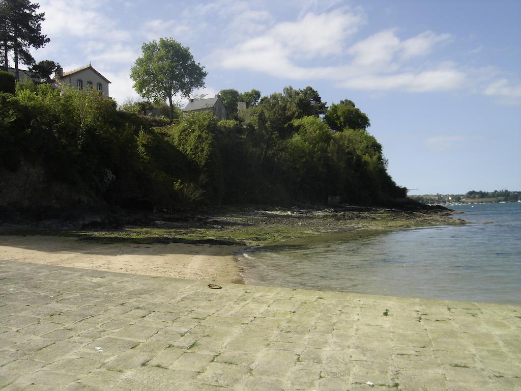 Og Gite Le Minihic-sur-Rance Habitación foto