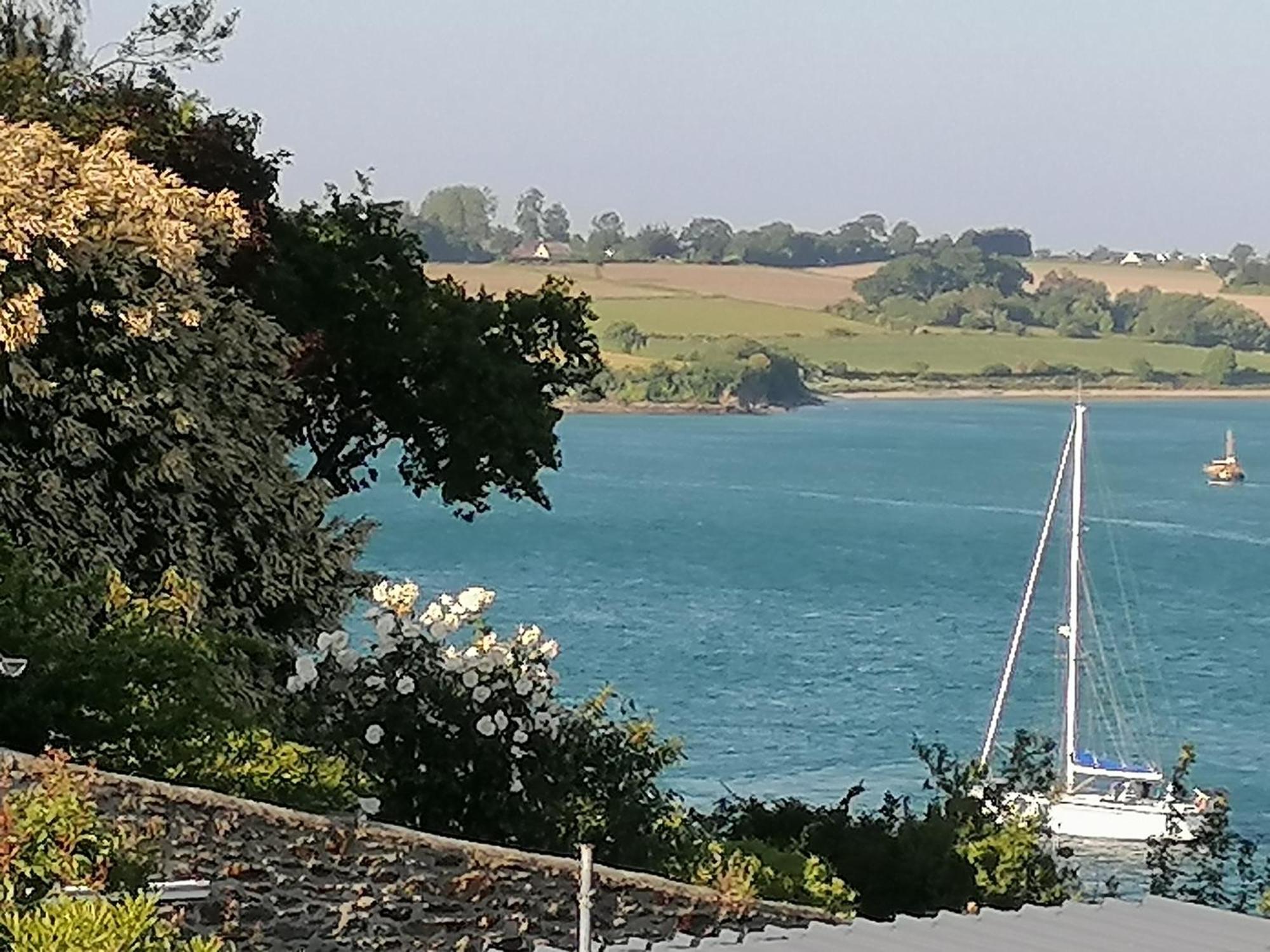 Og Gite Le Minihic-sur-Rance Exterior foto